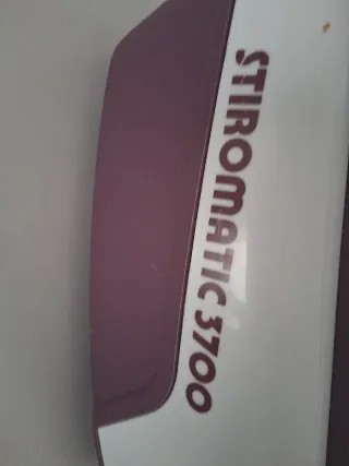 Plancha Ariete STIROMATIC 3700 + Limpia Planchas