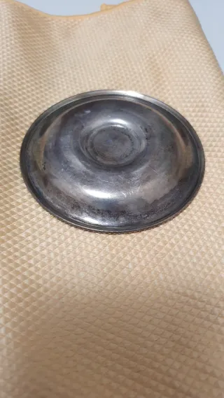 Cenicero de Plata con Figuras