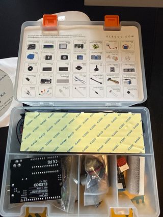 Kit Iniciación Arduino UNO R3 Elegoo