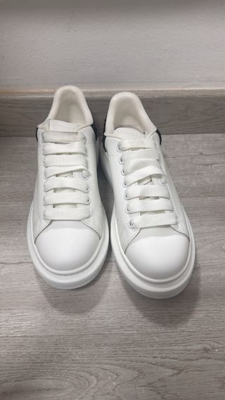 Alexander McQueen Blancas con Brillos