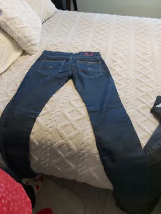 Pantalón vaquero AJ Armani Jeans azul