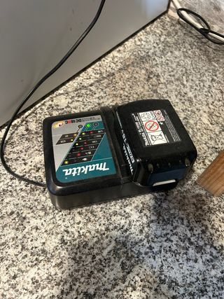 Se vende fregadora de suelos en perfecto estado