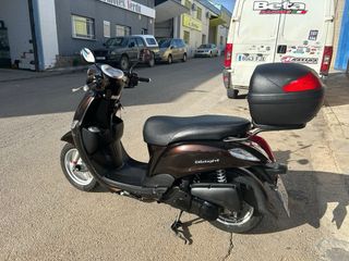 Yamaha Delight Marrón
