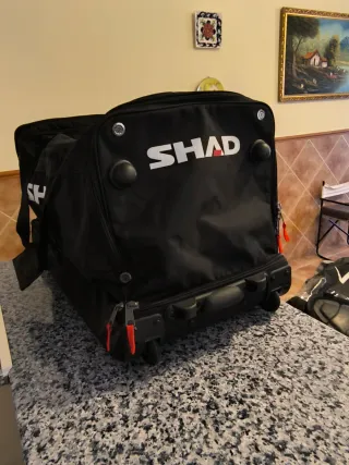 Maleta de viaje SHAD
