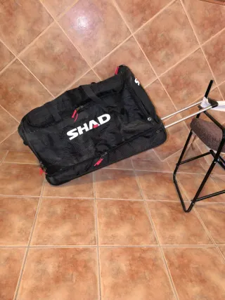 Maleta de viaje SHAD