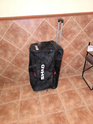 Maleta de viaje SHAD