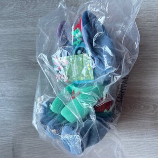 Peluche mediano festivo Stitch, Lilo y Stitch.