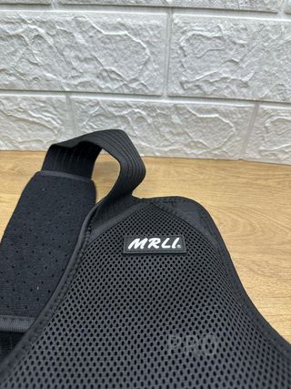 Correttore di postura per la schiena