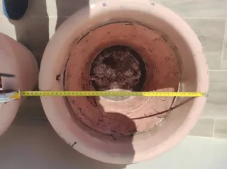 Juego de 6 macetas de poliuretano. LEER