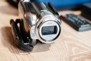 Videocámara Panasonic HDC-HS9 Kit Completo