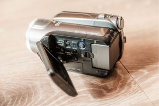 Videocámara Panasonic HDC-HS9 Kit Completo