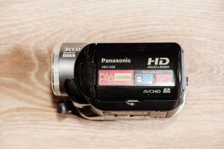 Videocámara Panasonic HDC-HS9 Kit Completo