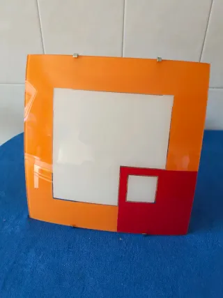 Lámpara de techo.