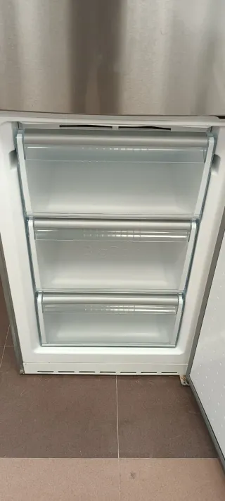 Nevera Bosch Acero Inoxidable No Frost energía A+