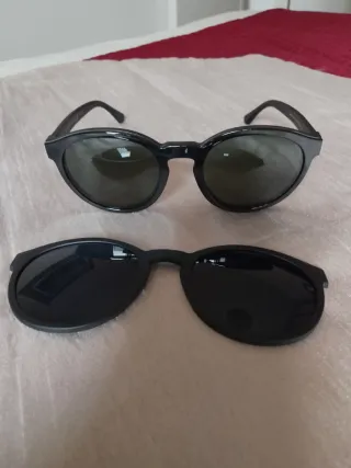 Occhiali da sole Emporio Armani neri
