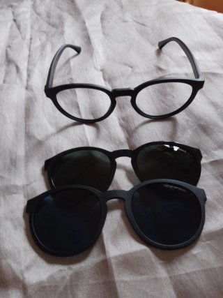 Occhiali da sole Emporio Armani neri