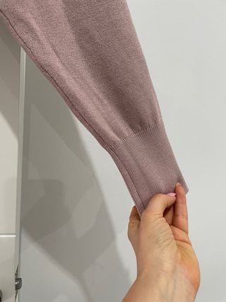 Jersey rosa cuello pico