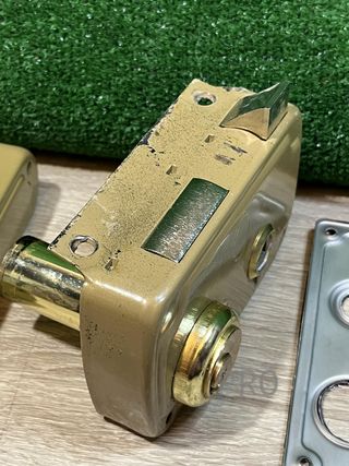 Serratura di Sovrapposizione Sinistra Amig