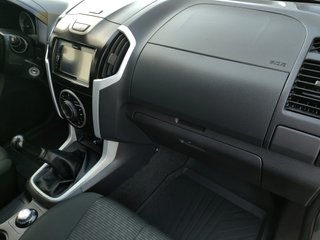 Isuzu D-Max Space Solar Plus 4X4 1.9 A/C