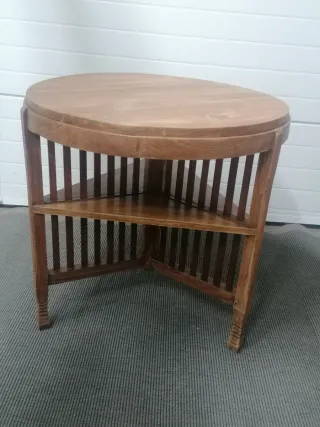 Mesa auxiliar vintage de madera