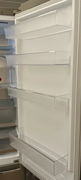 NEVERA COMBI L. G NO FROST ENERGÍA A+++