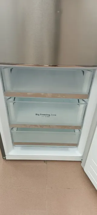 NEVERA COMBI L. G NO FROST ENERGÍA A+++