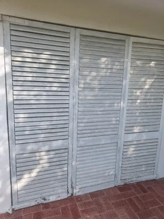 Vendo puerta-ventana mallorquina 3 hojas (200x200)