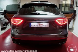 Maserati Levante 3.0 V6 Gransport Nerissimo 430cv auto