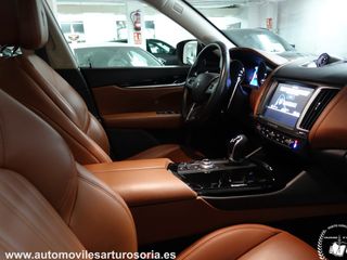 Maserati Levante 3.0 V6 Gransport Nerissimo 430cv auto