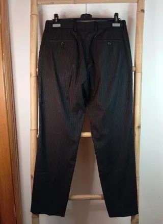 Traje Hugo Boss Raya Negra Talla 48