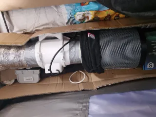 Se vende Grow Box  Solo hoy porque nesesito espaci