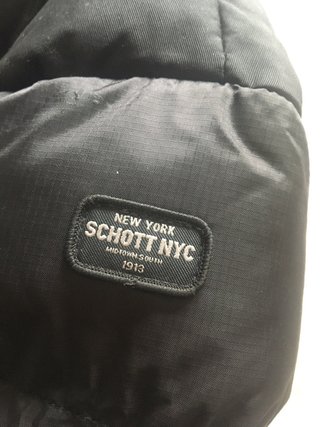 Abrigo largo acolchado Schott negro