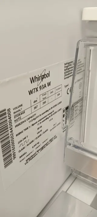 NEVERA COMBI WHIRLPOOL NO FROST ENERGÍA A+