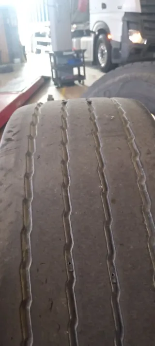 Neumático Hankook Smart Flex TH31 385/65 R22.5