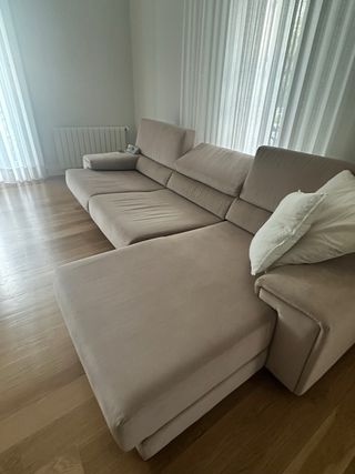 Sofá modular beige de tela