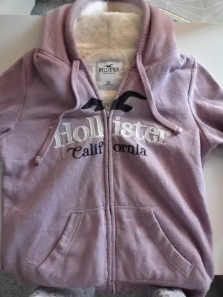 Sudadera Hollister con cremallera y forro