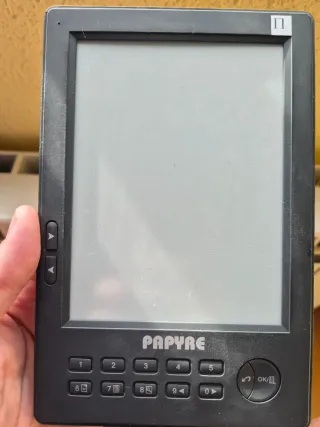 Libro electrónico Papyre 6.1