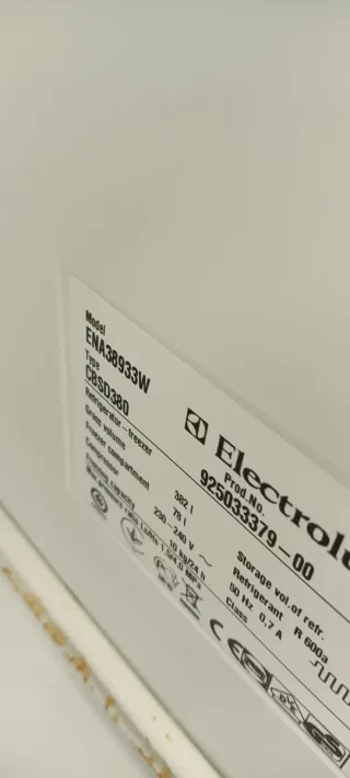 NEVERA COMBI ELECTROLUX NO FROST ENERGÍA A+