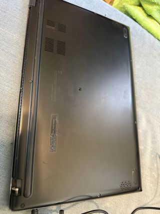 Portátil Asus X512U