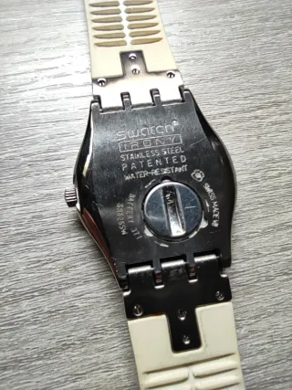 Reloj Swatch Irony de acero.