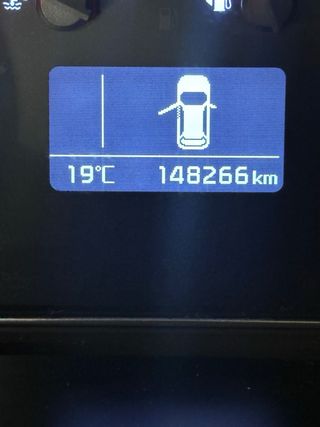 KIA Carens 2015  148.000km