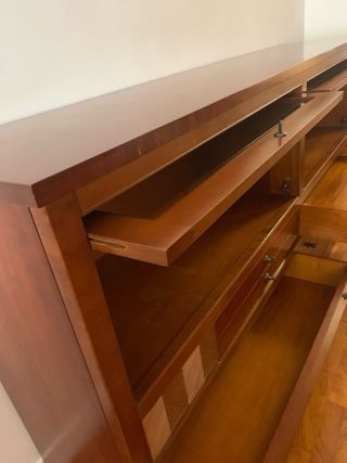 Mueble buffet madera maciza con cristal