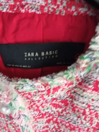 Chaqueta mujer Zara , jaspeado en rojo  Talla XS