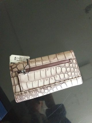 Cartera Monedero Guess Mariposa  Marrón