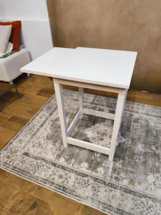 Mesa auxiliar extensible blanca