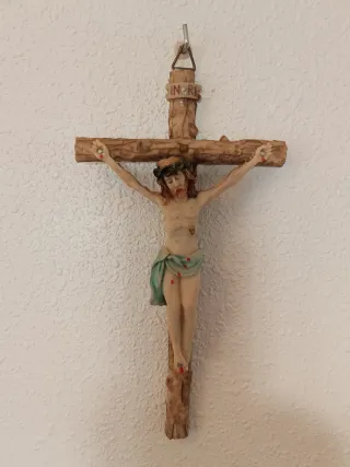 Crucifijo para colgar 21x11 cm