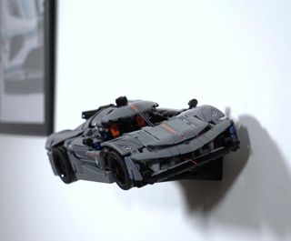 Supporto a parete per auto Lego Technic