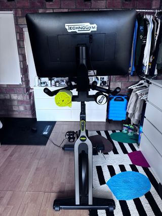 Bicicleta Estática Technogym