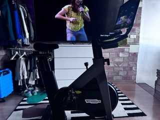 Bicicleta Estática Technogym