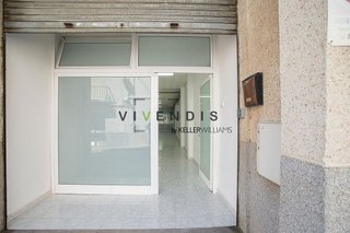 Local comercial en venta en Castellbisbal